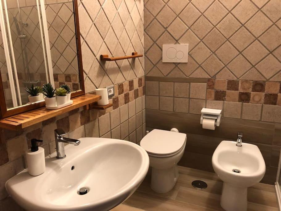 Apartament The House Of The Poet Civitavecchia Zewnętrze zdjęcie
