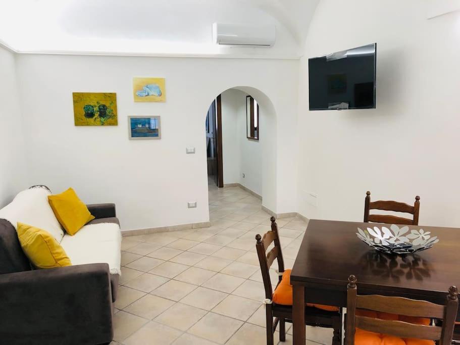 Apartament The House Of The Poet Civitavecchia Zewnętrze zdjęcie